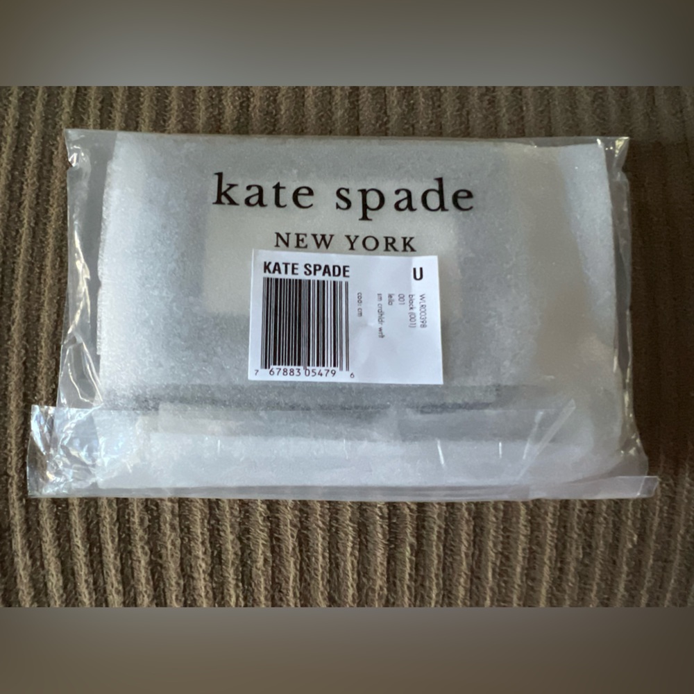 Kate Spade Leila Small Cardholder Wristlet new with tags - Picture 3 of 4